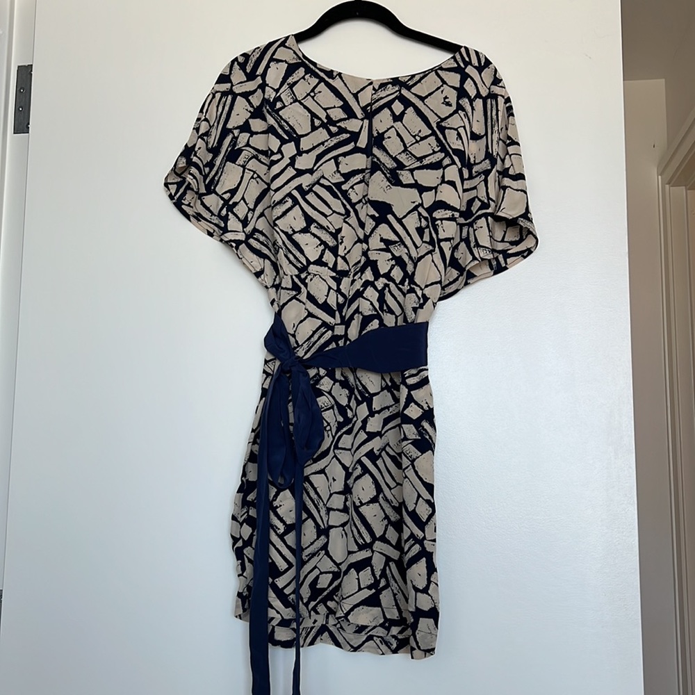 Akiko Silk Beige Blue Belted Mini Dress XS